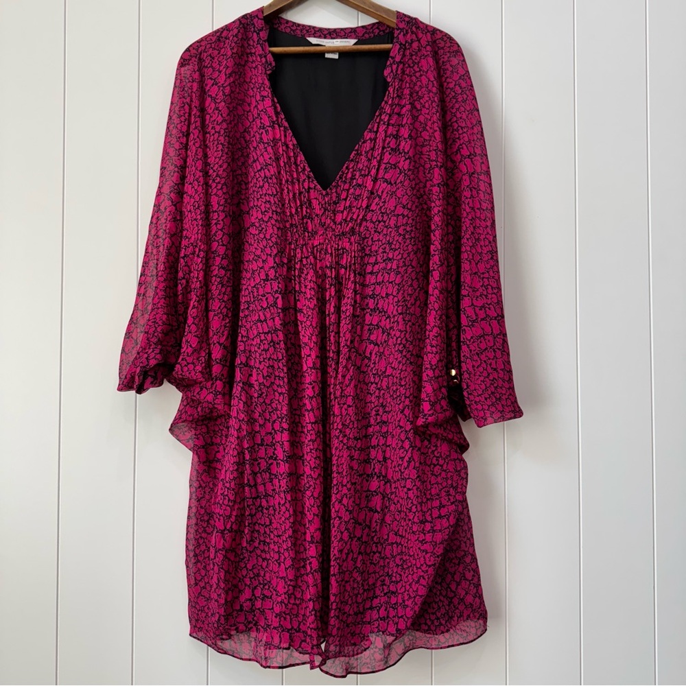 Diane Von Furstenberg Fleurette Silk Sheer Dress Pink Snake Print Women’s Size 8